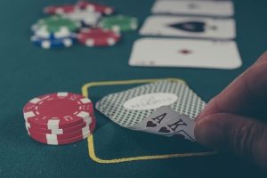 When should you hit or stay in Blackjack?