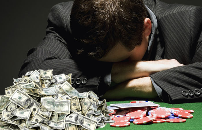 How to minimise losses in gambling